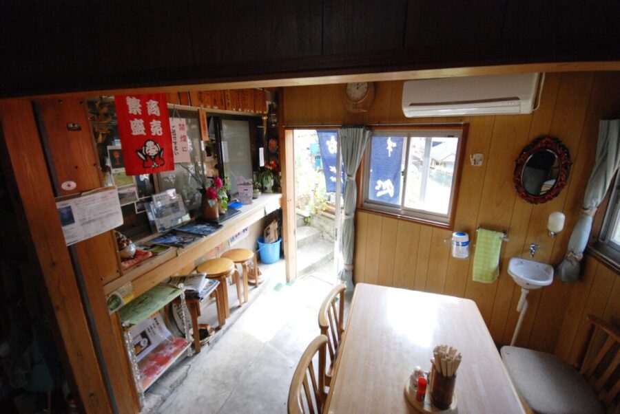 ほったて小屋